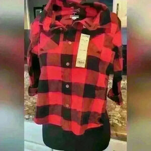 Sonoma black red checkered plaid boys long sleeve button up 7.nwt